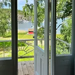 Charming Swiss-style On Hanko Prázdninový dům Gressvik