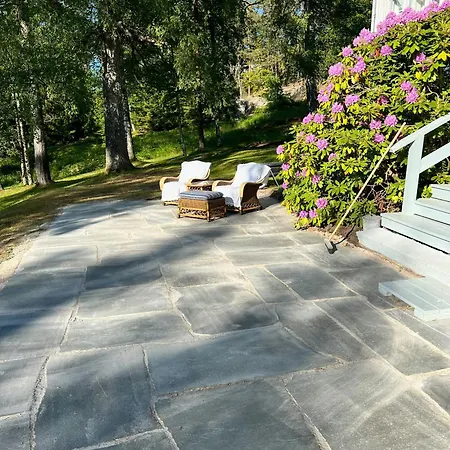 Charming Swiss-style On Hanko *