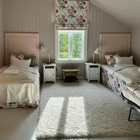 Charming Swiss-style On Hanko بيت للعطل