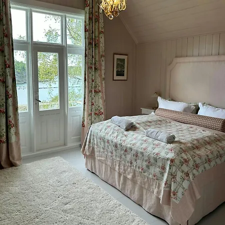 Charming Swiss-style On Hanko بيت للعطل