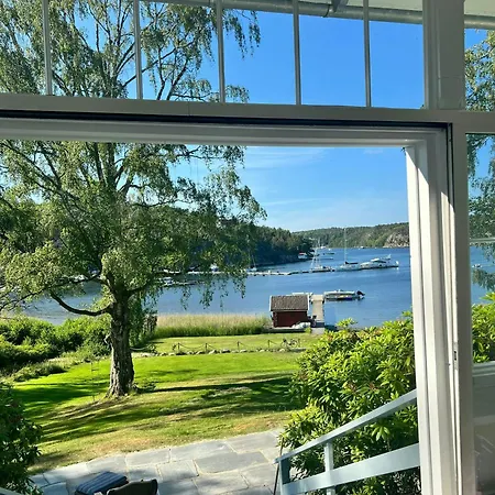 Charming Swiss-style On Hanko بيت للعطل *