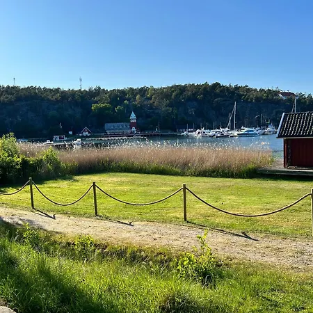 Charming Swiss-style On Hanko *